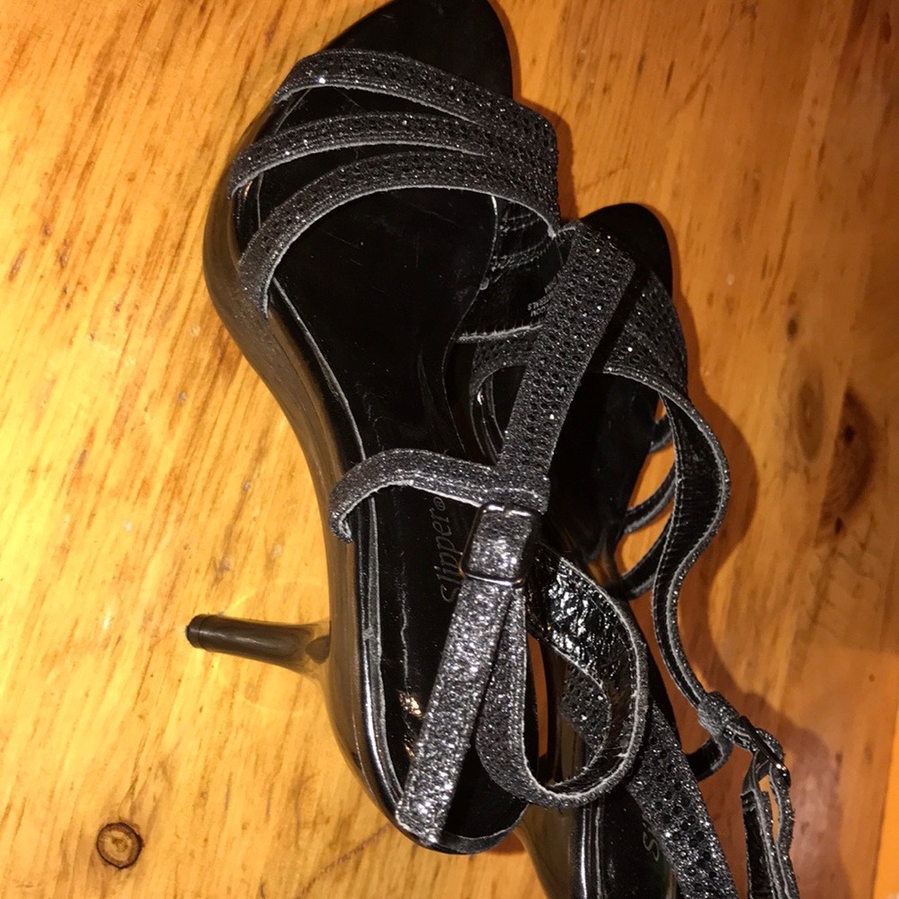 Selling black heels